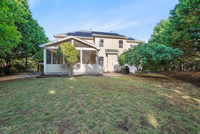 305 Ambermore Place, Cary, NC 27519