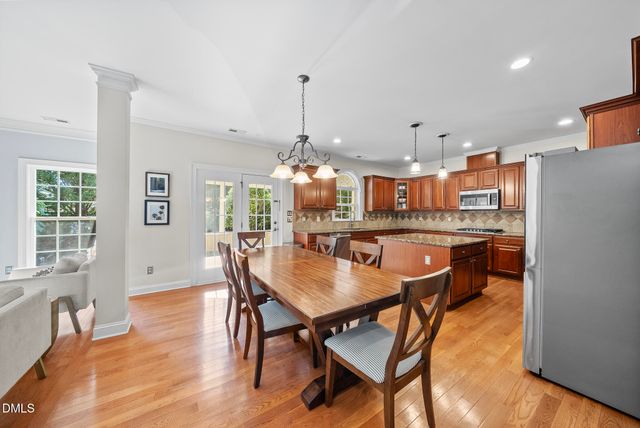 305 Ambermore Place, Cary, NC 27519