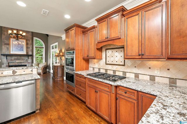 1099 GREYSTONE COVE DRIVE, Hoover, AL 35242