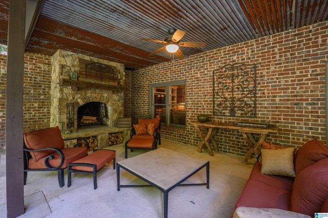 1099 GREYSTONE COVE DRIVE, Hoover, AL 35242