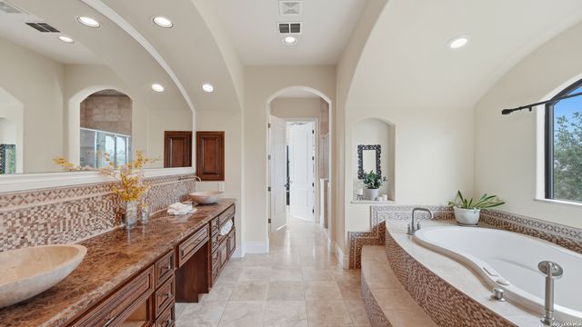 22659 Fossil Peak, San Antonio, TX 78261