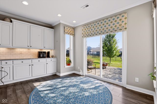 4177 Saddle Club Parkway, Bargersville, IN 46106