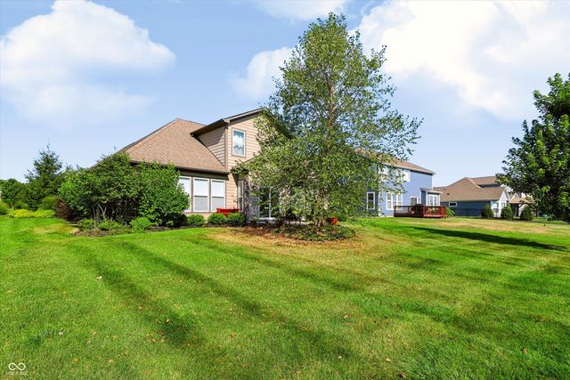 4177 Saddle Club Parkway, Bargersville, IN 46106