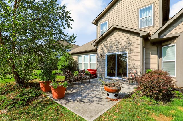 4177 Saddle Club Parkway, Bargersville, IN 46106