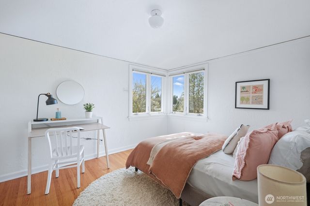 4315 52nd Avenue NE, Seattle, WA 98105