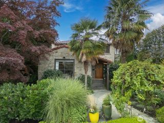 4315 52nd Avenue NE, Seattle, WA 98105