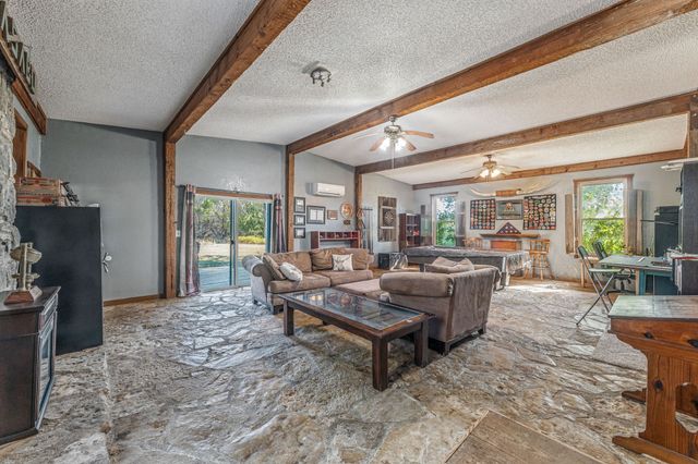 2691 C County Road 2007, Glen Rose, TX 76043