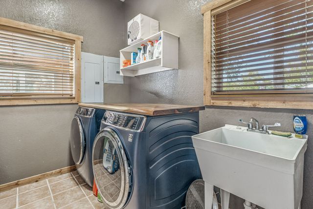 2691 C County Road 2007, Glen Rose, TX 76043