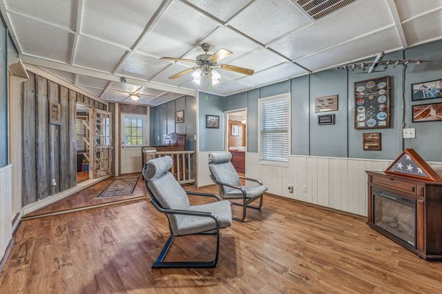 2691 C County Road 2007, Glen Rose, TX 76043