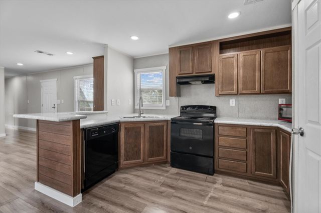 522 Road 5201, Cleveland, TX 77327