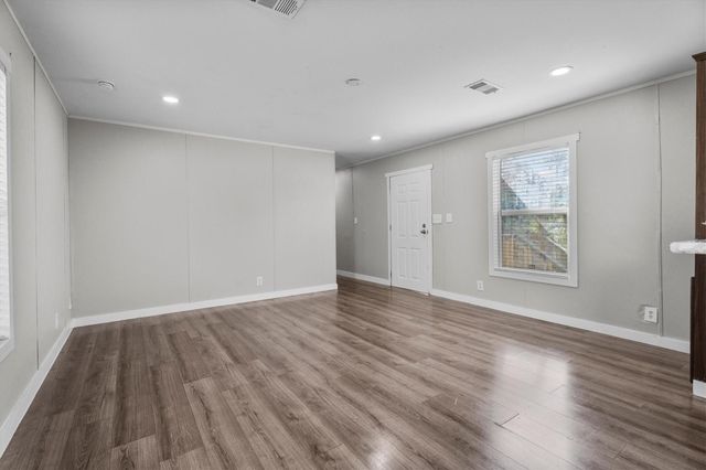 522 Road 5201, Cleveland, TX 77327