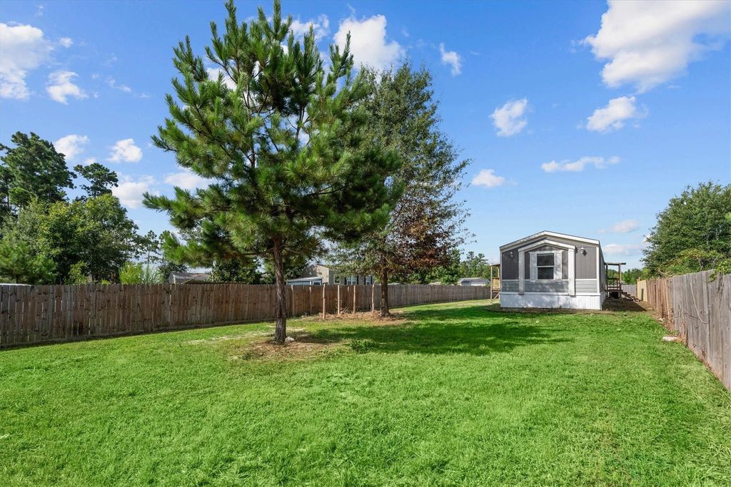 522 Road 5201, Cleveland, TX 77327