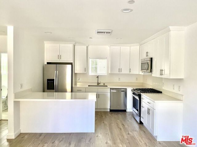 402 Pacific Street 2, Santa Monica, CA 90405