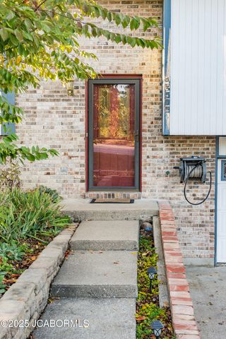 509 SUE DRIVE, Jefferson City, MO 65109