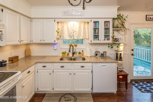 509 SUE DRIVE, Jefferson City, MO 65109