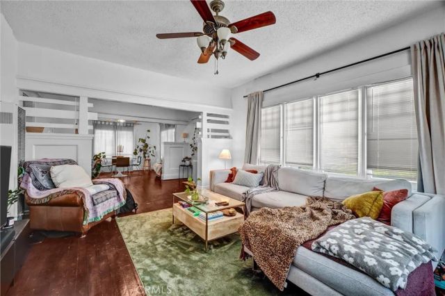 839 French Street, Santa Ana, CA 92701