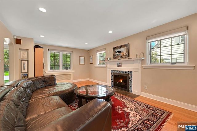 581 Northumberland Road, Teaneck, NJ 07666