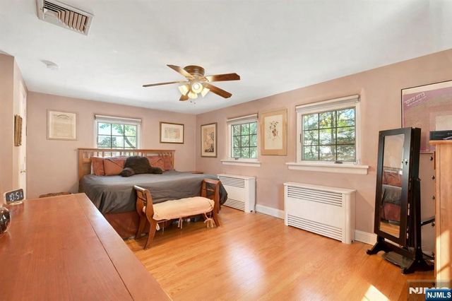 581 Northumberland Road, Teaneck, NJ 07666