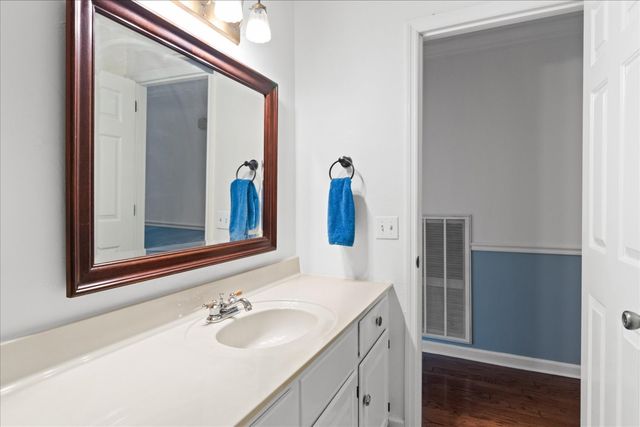 1802 London Ave, Murfreesboro, TN 37129