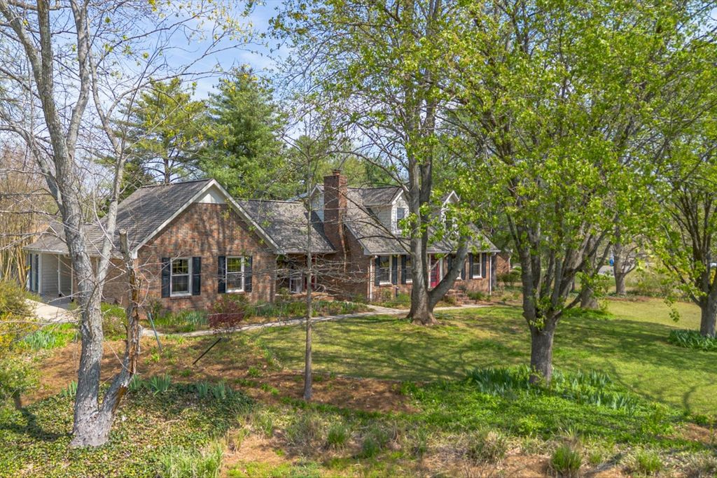 1802 London Ave, Murfreesboro, TN 37129