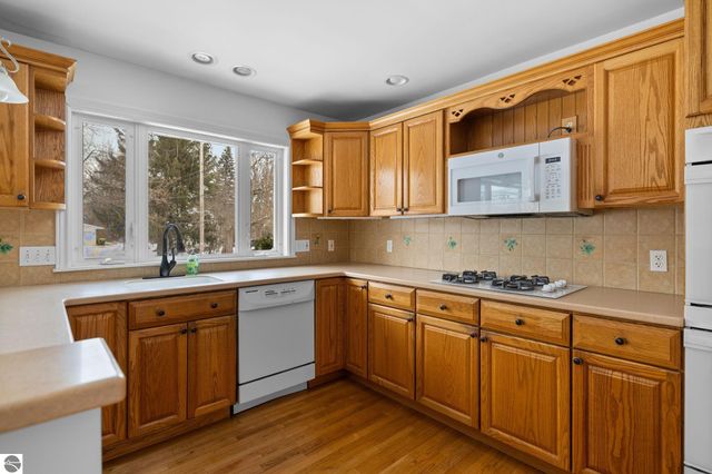 109 Boughey Street, Traverse City, MI 49684