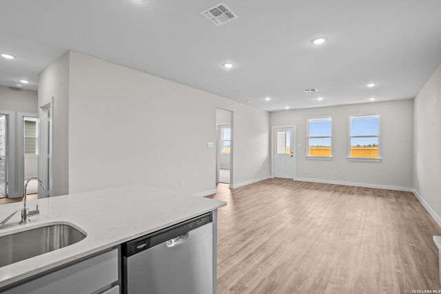 8432 Rocket View, San Antonio, TX 78263