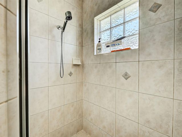 77 MEDALIST ROAD, Rotonda West, FL 33947