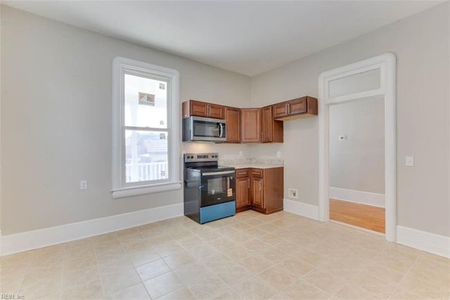 222 Clay ST, Suffolk, VA 23434