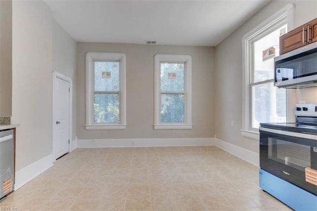 222 Clay ST, Suffolk, VA 23434