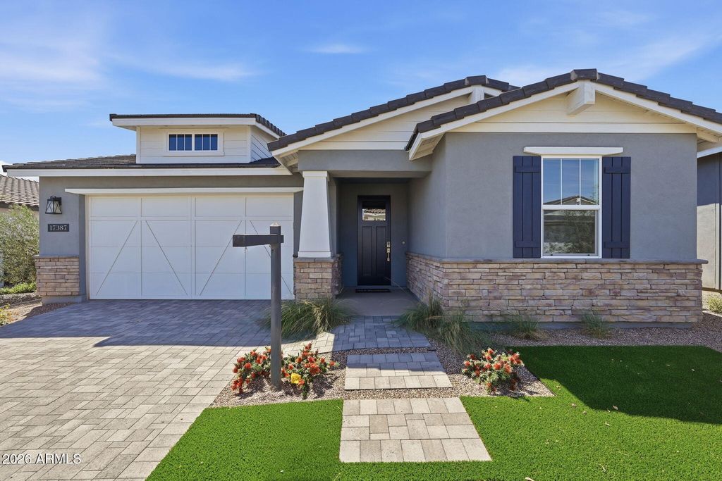 17387 W CARLISLE Drive, Surprise, AZ 85388 — exterior