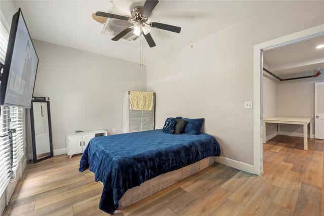 201 W 31st ST B, Austin, TX 78705