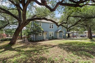 201 W 31st ST B, Austin, TX 78705