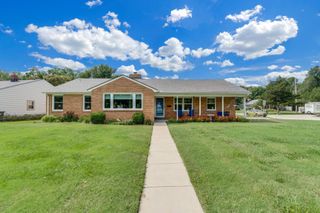 245 N Brookside St, Wichita, KS 67208
