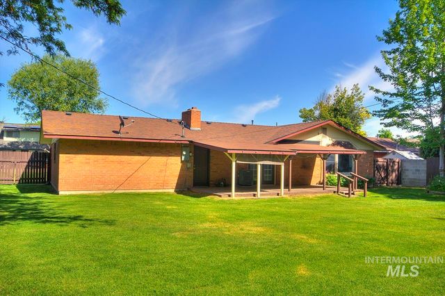 2916 Iowa Avenue, Caldwell, ID 83605