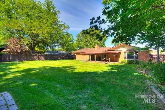 2916 Iowa Avenue, Caldwell, ID 83605