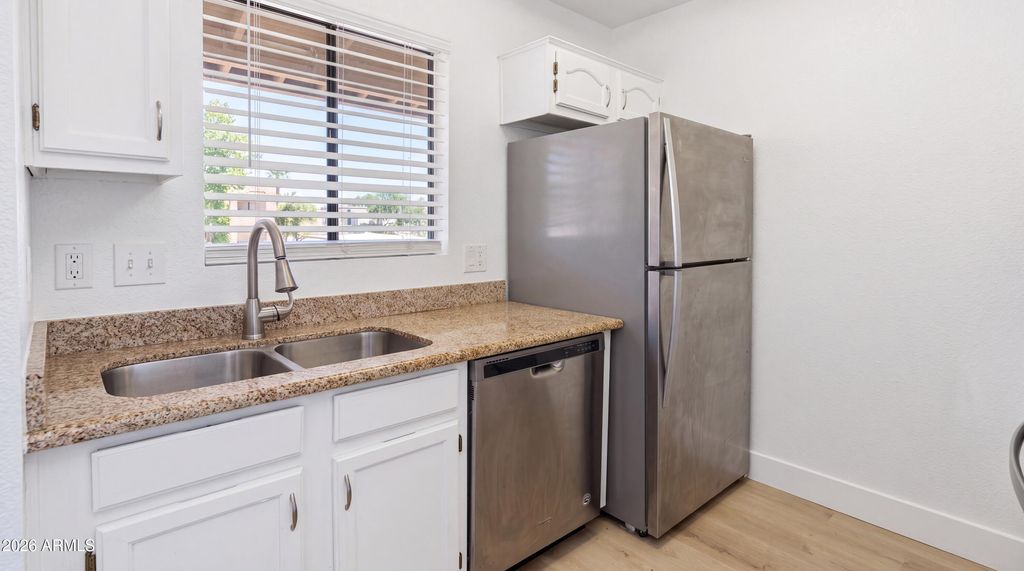 11666 N 28TH Drive 215, Phoenix, AZ 85029 — photo 3