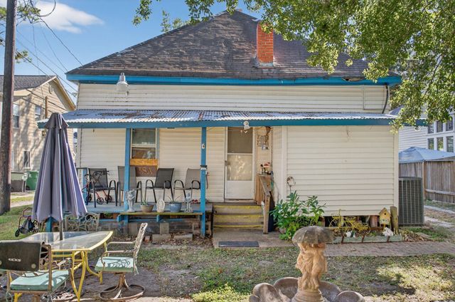 403 E 8th Street, Houston, TX 77007