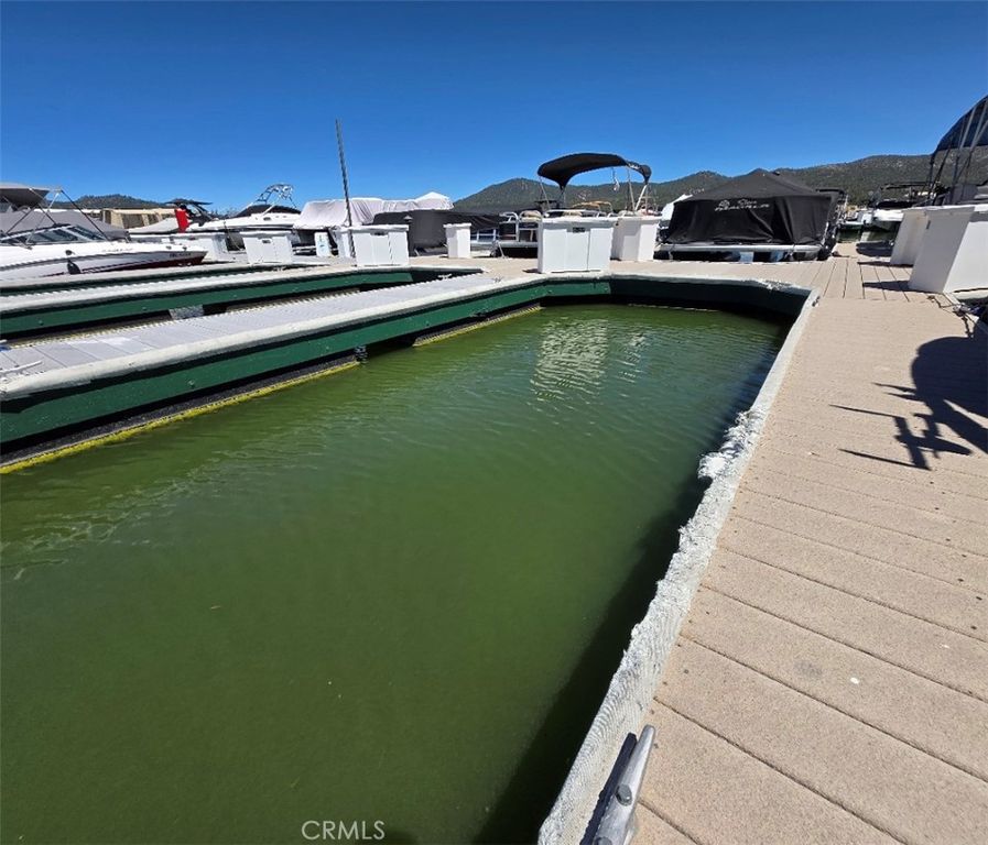 Image 4 of property listing at 400 Pine Knot Blvd E-37, Big Bear Lake, CA 92315