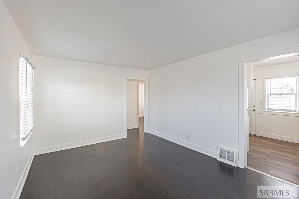 Image 6 of property listing at 1235 Ada Avenue, Idaho Falls, ID 83402