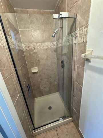 142 NW 60th Ave 6-2, Margate, FL 33063
