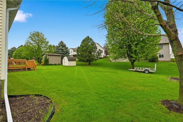 604 Redbird Run, Tiffin, IA 52340