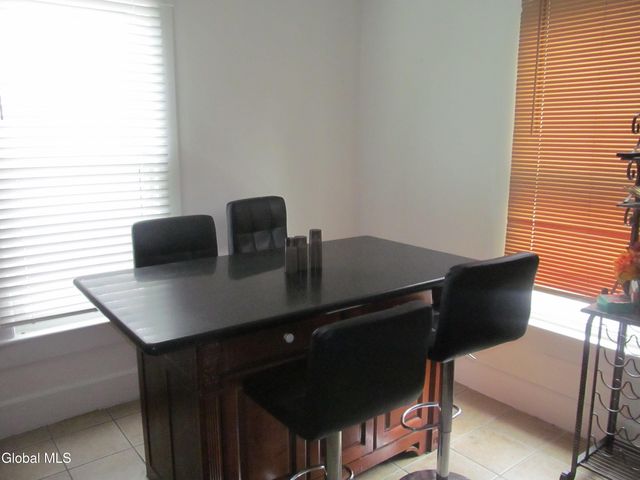 1 Manning Square, Albany, NY 12206