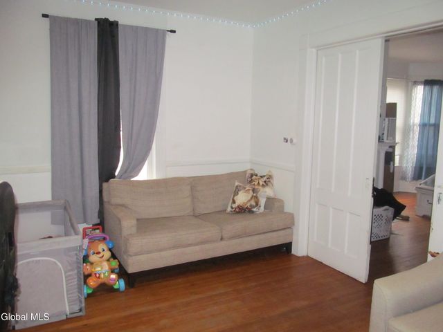 1 Manning Square, Albany, NY 12206