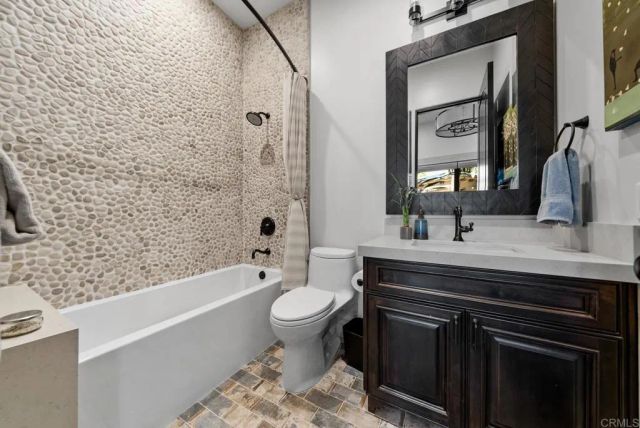 4065 Via Palo Verde Lago, Alpine, CA 91901