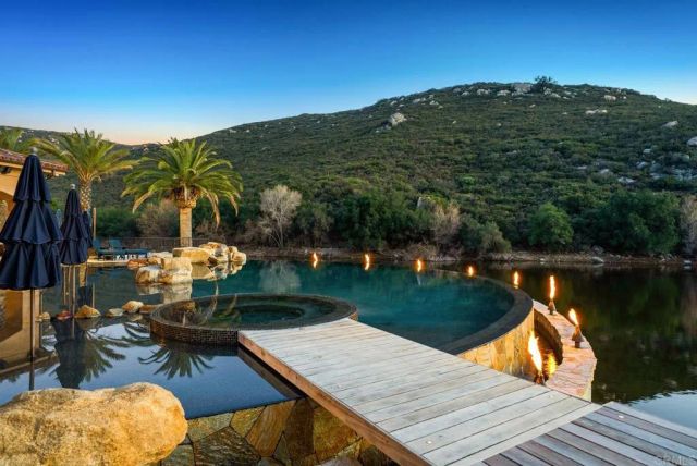 4065 Via Palo Verde Lago, Alpine, CA 91901