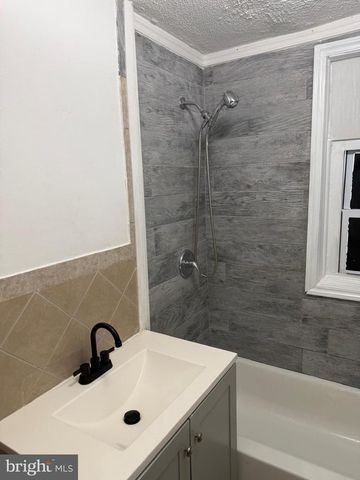 2909 ROYDEN ST, Camden, NJ 08105