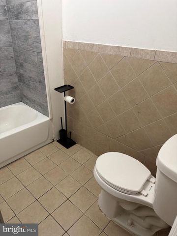 2909 ROYDEN ST, Camden, NJ 08105