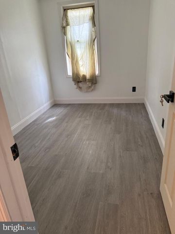 2909 ROYDEN ST, Camden, NJ 08105