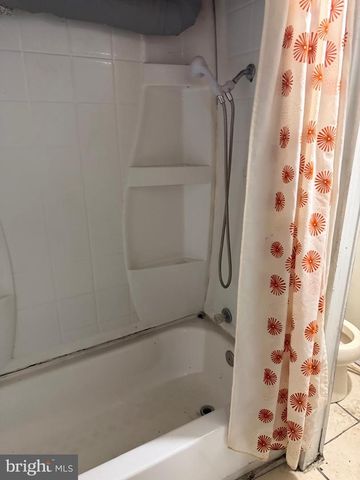 2909 ROYDEN ST, Camden, NJ 08105