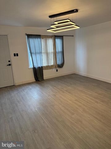 2909 ROYDEN ST, Camden, NJ 08105